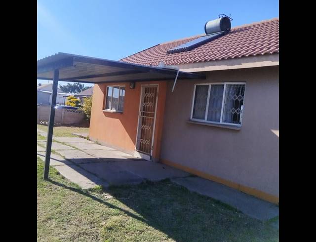 2 BEDROOM HOUSE FOR SALE IN FREEDOM PARK